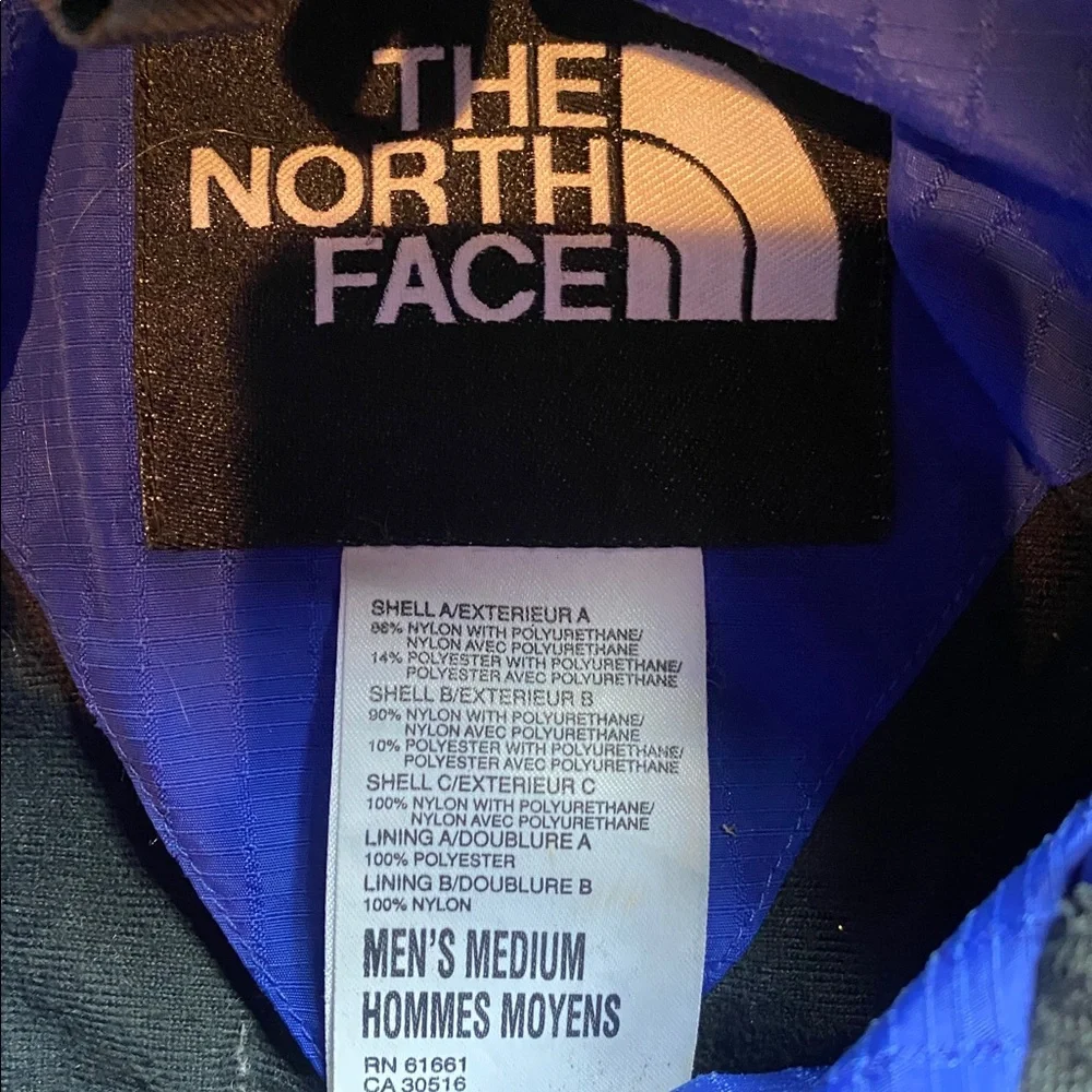The North Face Men's medium extreme lightVibrant Blue and Black Ski Jacket